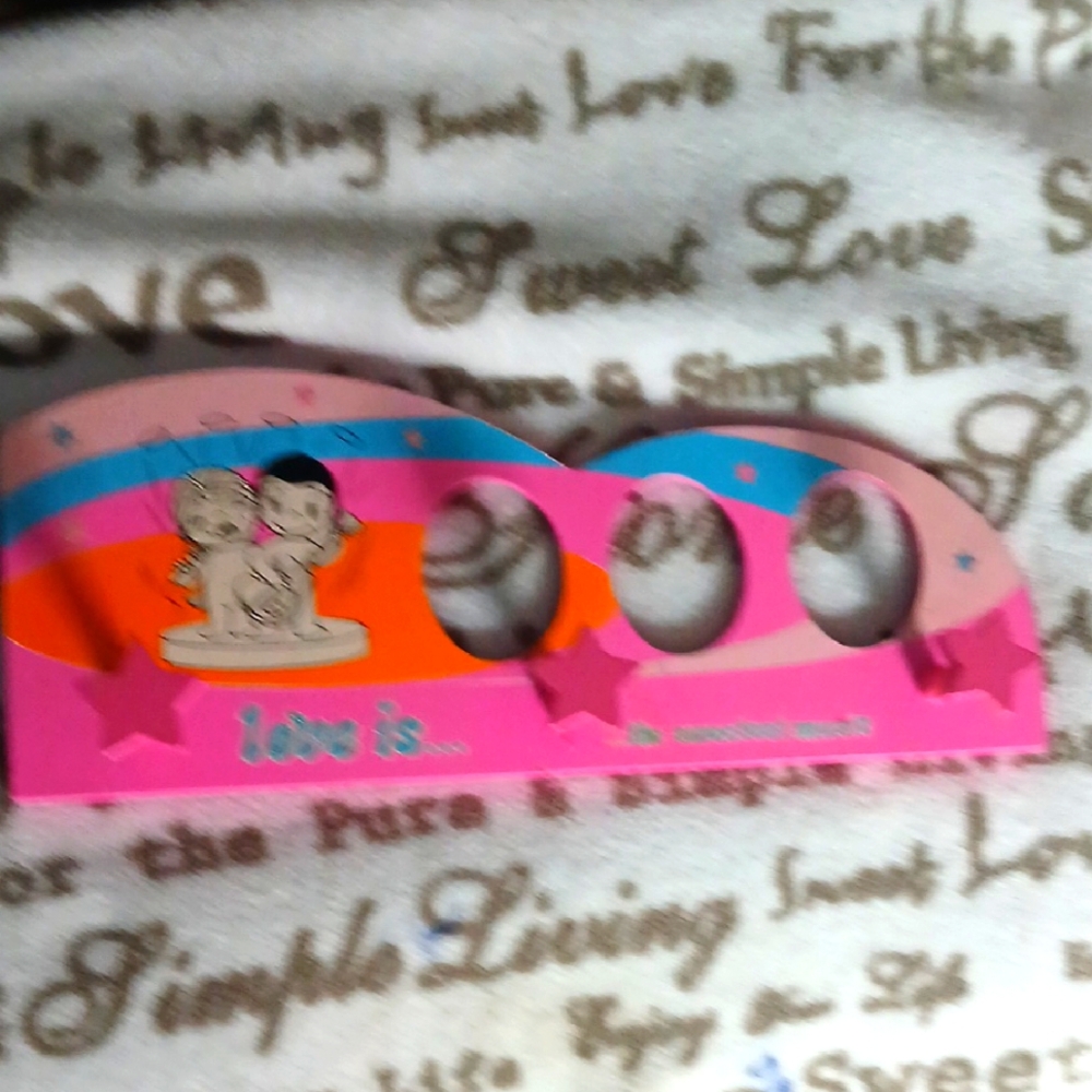 W2k LOVE  IS  WOODEN FRAME HANGER